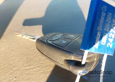 2007 Chrysler Pacifica Touring z USA, uszkodzony, nr VIN 2A8GF68X37R189446